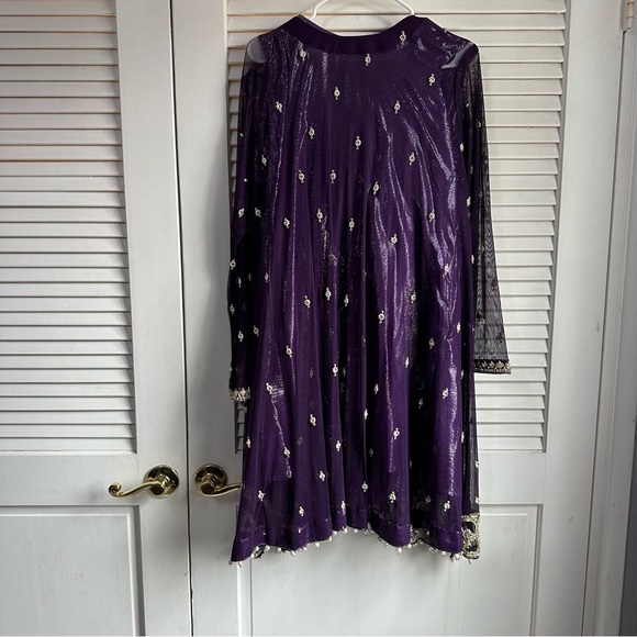 Dark Purple and Gold Three-Piece Salwar Kameez Heavy Formal Wear Size Approx. L - Picture 9 of 16